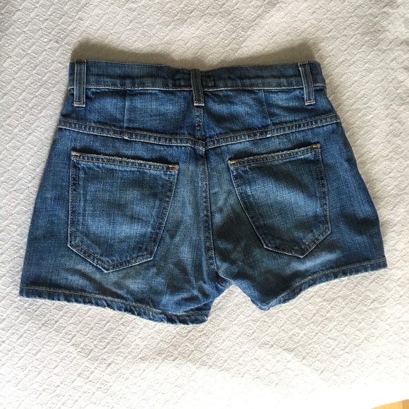 Denim shorts - Picture 2 of 3